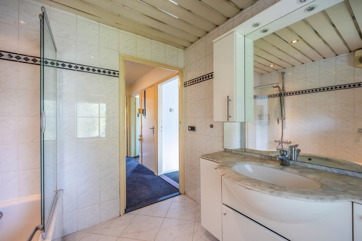 Hoekwoning te koop: Ceintuurbaan 306, Bussum