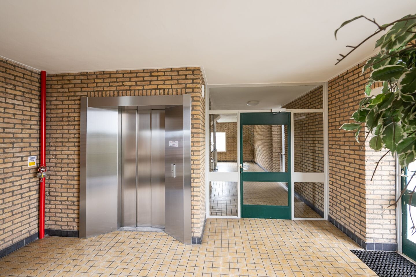 Appartement te koop: Cornelia de Langelaan 86, Bussum