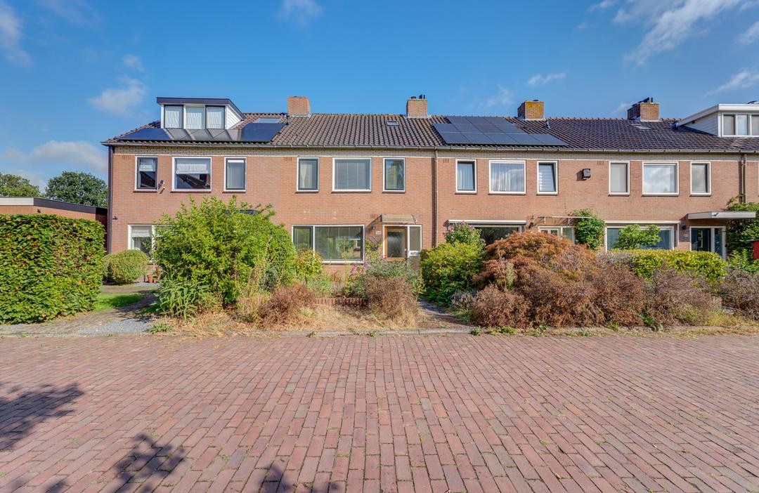 Tussenwoning te koop: Anne Franklaan 168, Bussum