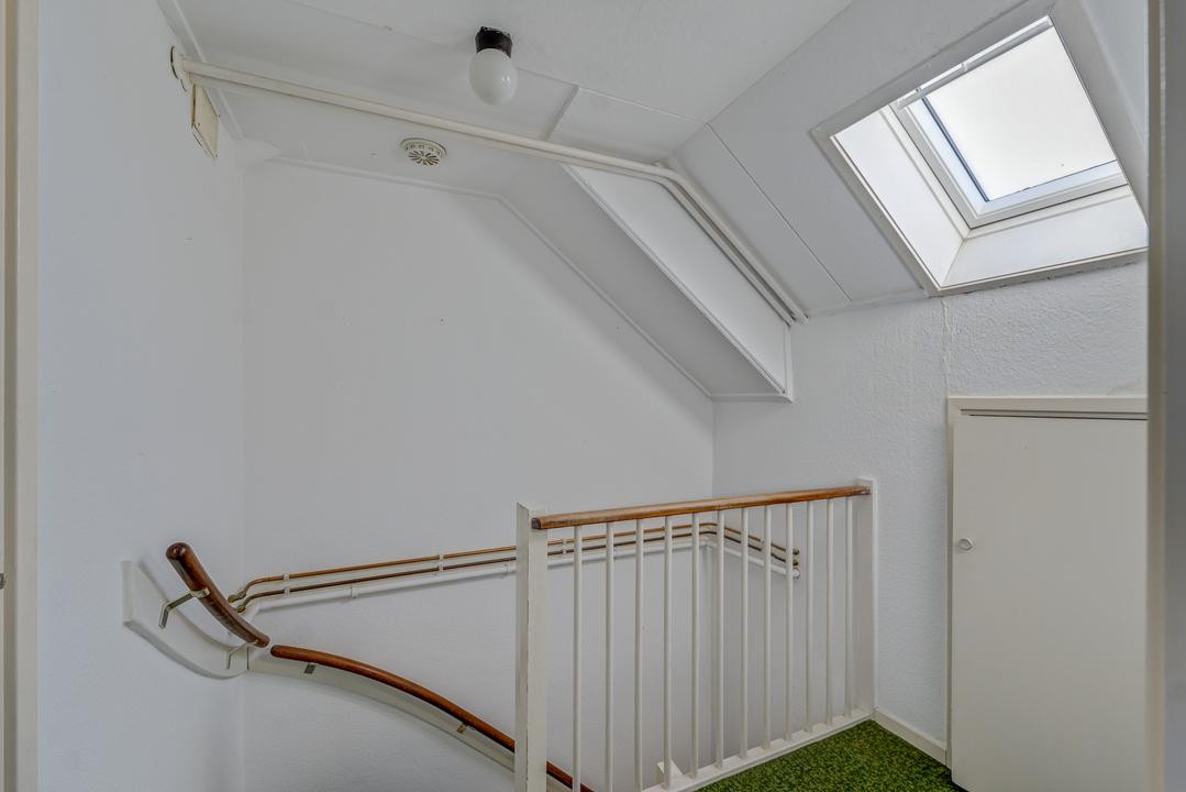 Tussenwoning te koop: Anne Franklaan 168, Bussum