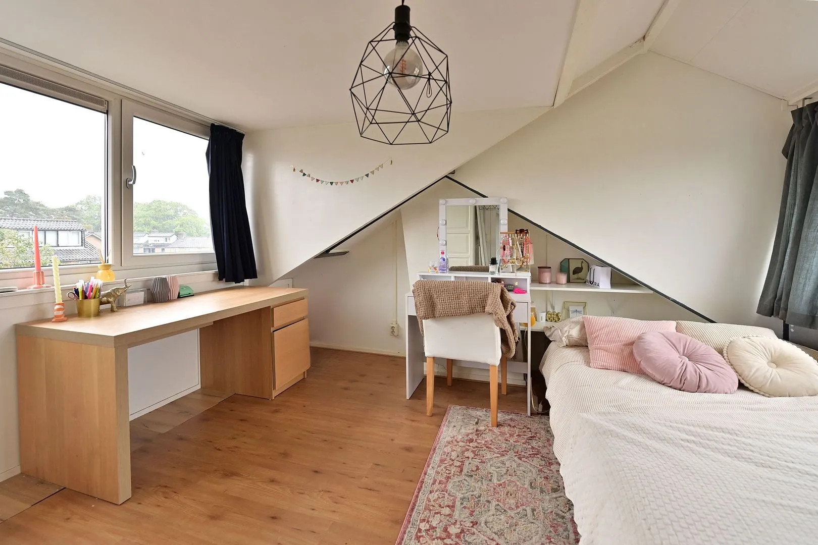Tussenwoning te koop: Imkerweg 35, Bussum