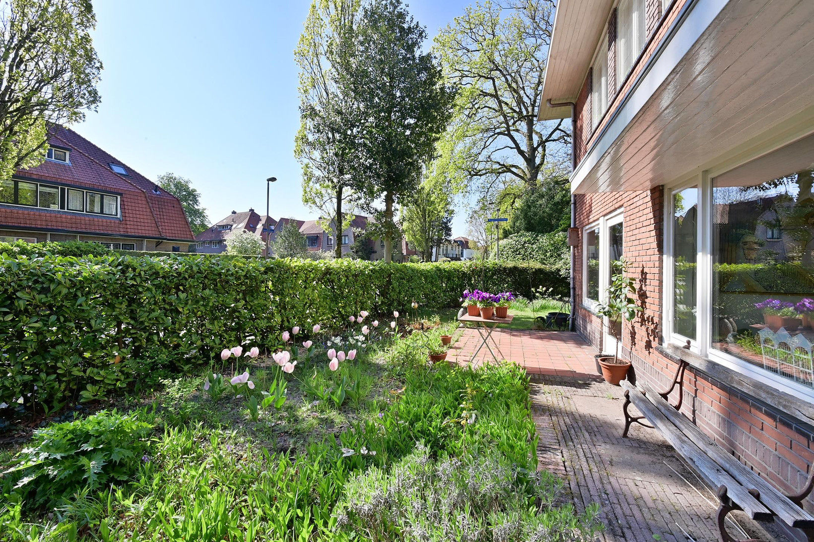 Hoekwoning te koop: Groot Hertoginnelaan 2, Bussum