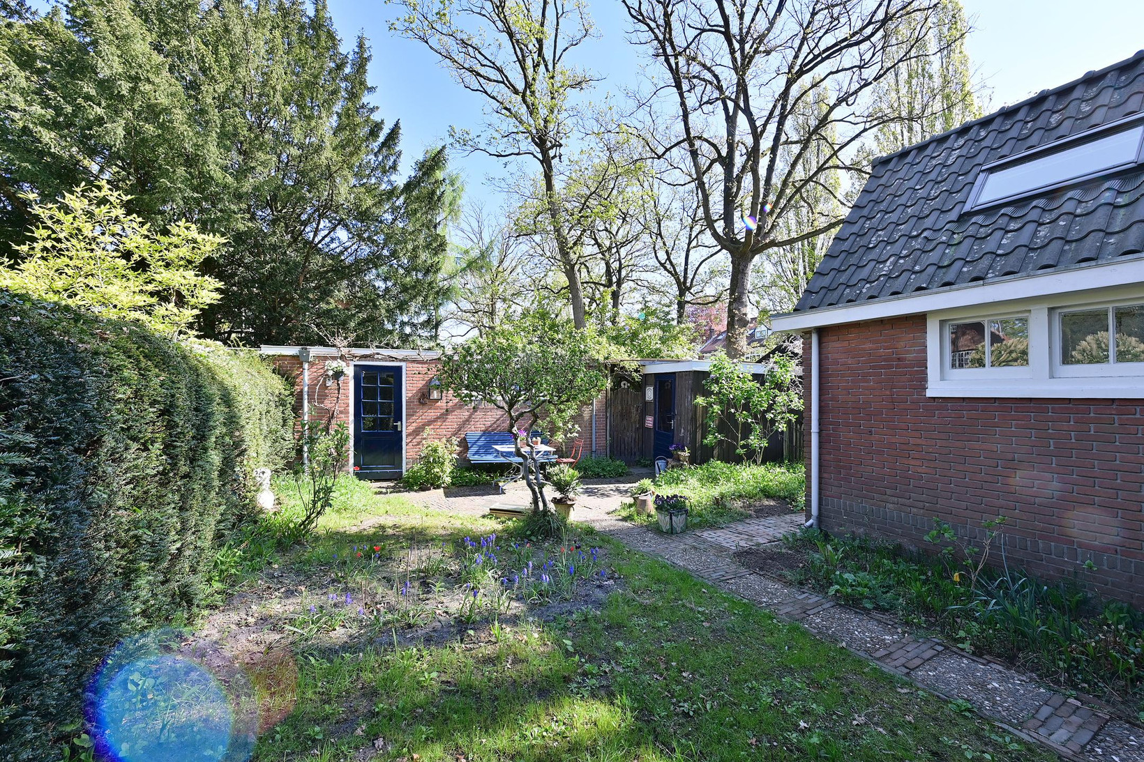 Hoekwoning te koop: Groot Hertoginnelaan 2, Bussum