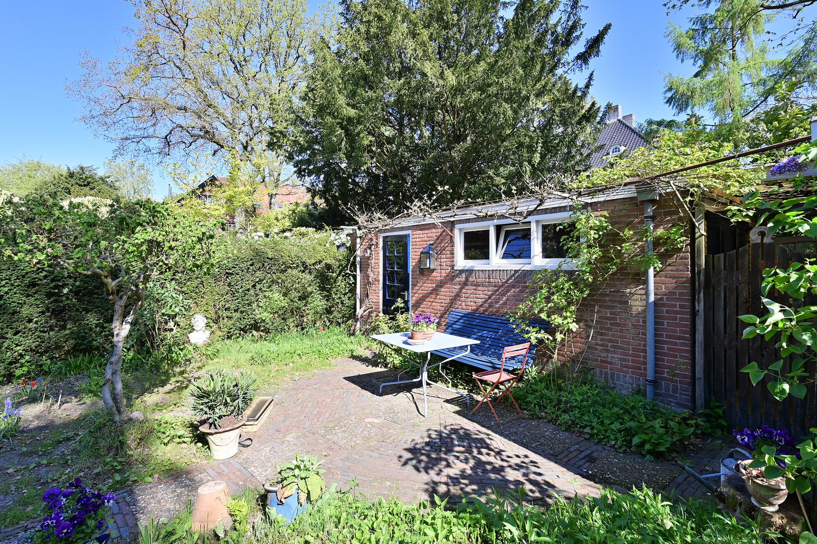 Hoekwoning te koop: Groot Hertoginnelaan 2, Bussum