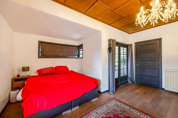 Twee-onder-één-kap te koop: Gooibergstraat 12, Bussum