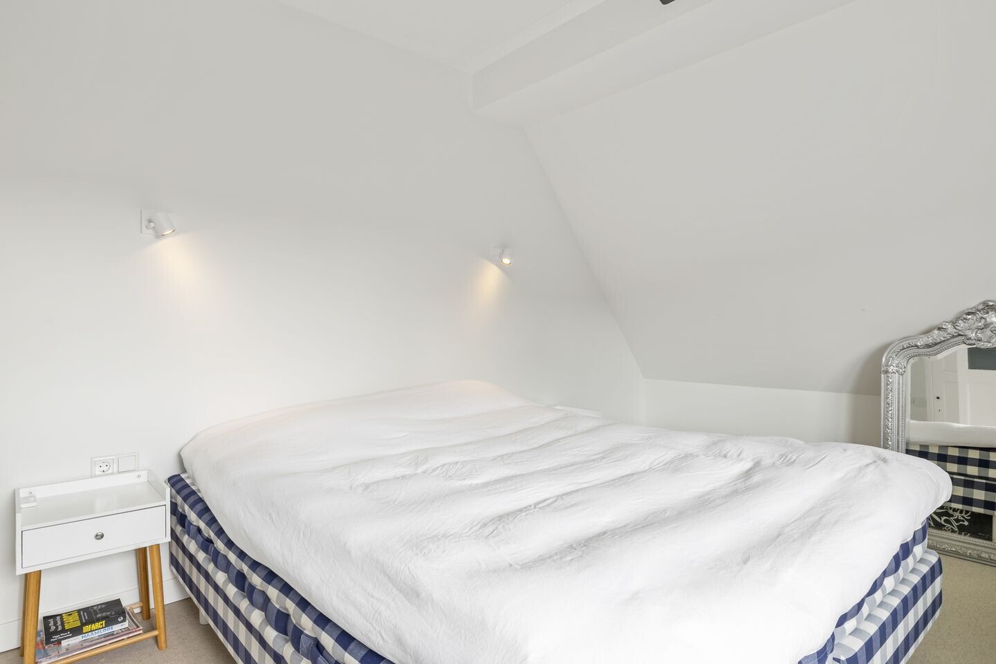 Hoekwoning te koop: Generaal Kraijenhoffstraat 5, Naarden