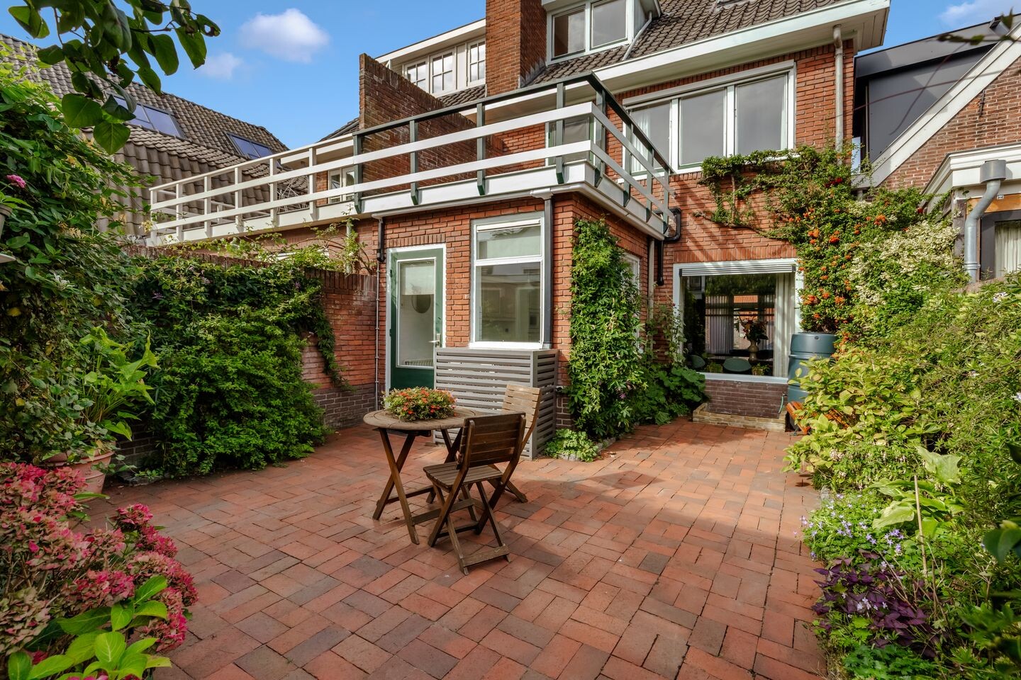 Tussenwoning te koop: Cattenhagestraat 55, Naarden
