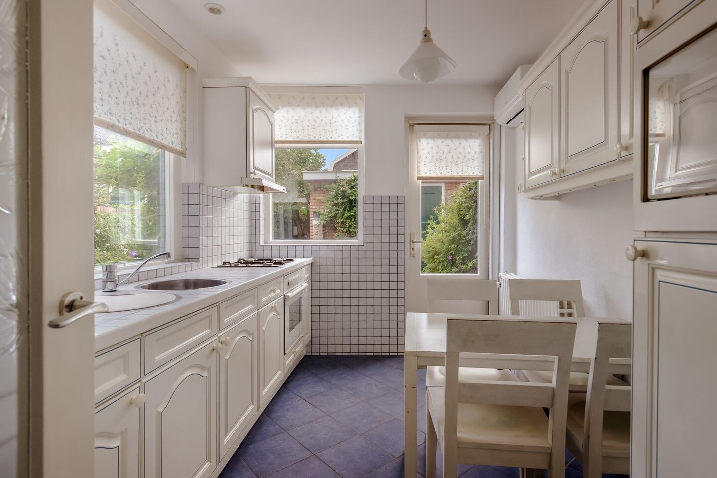 Tussenwoning te koop: Cattenhagestraat 55, Naarden