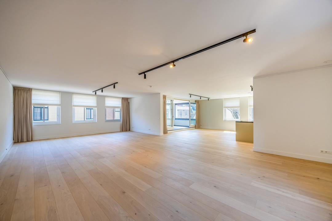 Appartement te koop: Raadhuisstraat 6, Naarden