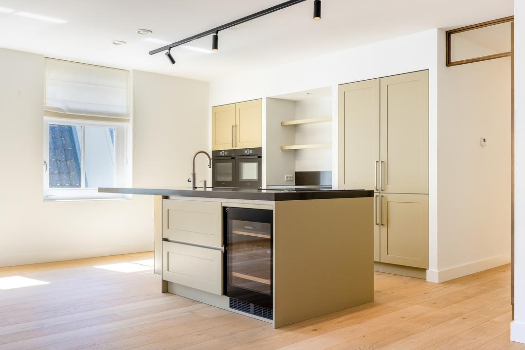 Appartement te koop: Raadhuisstraat 6, Naarden
