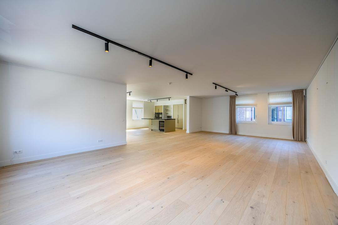 Appartement te koop: Raadhuisstraat 6, Naarden