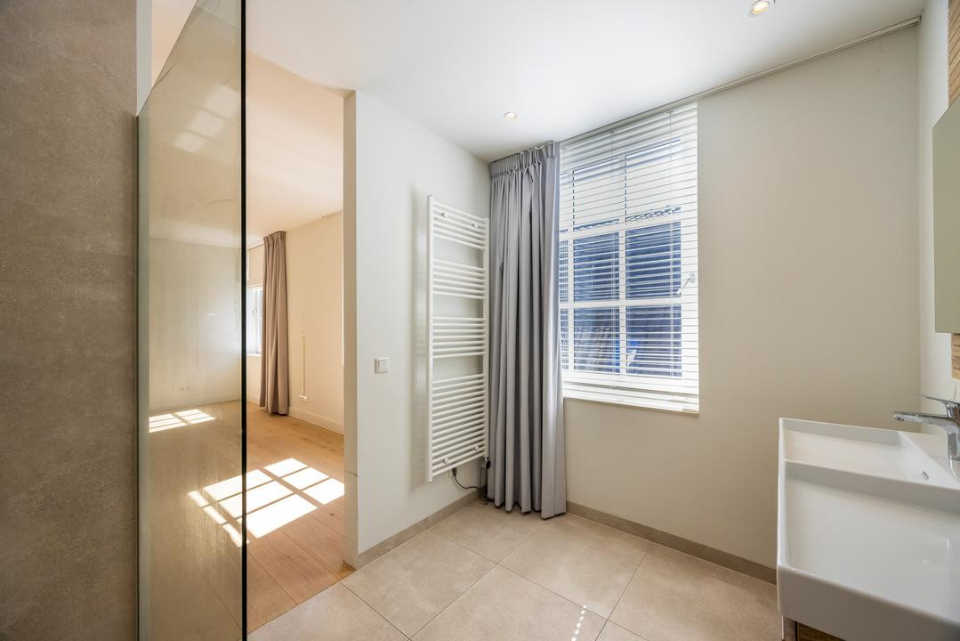 Appartement te koop: Raadhuisstraat 6, Naarden