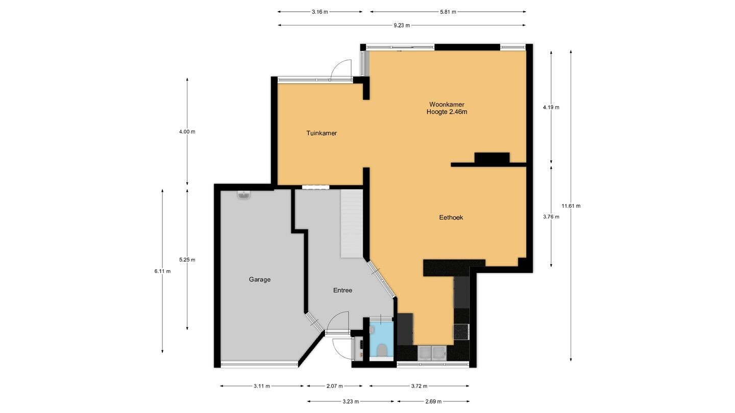Tussenwoning te koop: Galerij 11, Naarden