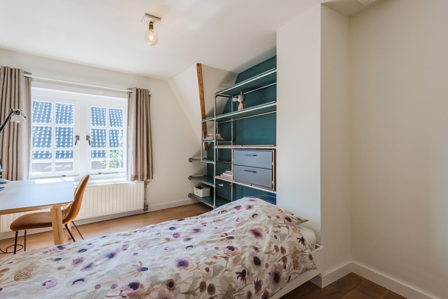 Tussenwoning te koop: Bussummerstraat 64, Naarden