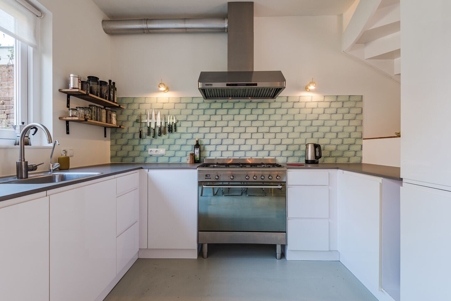 Tussenwoning te koop: Bussummerstraat 64, Naarden