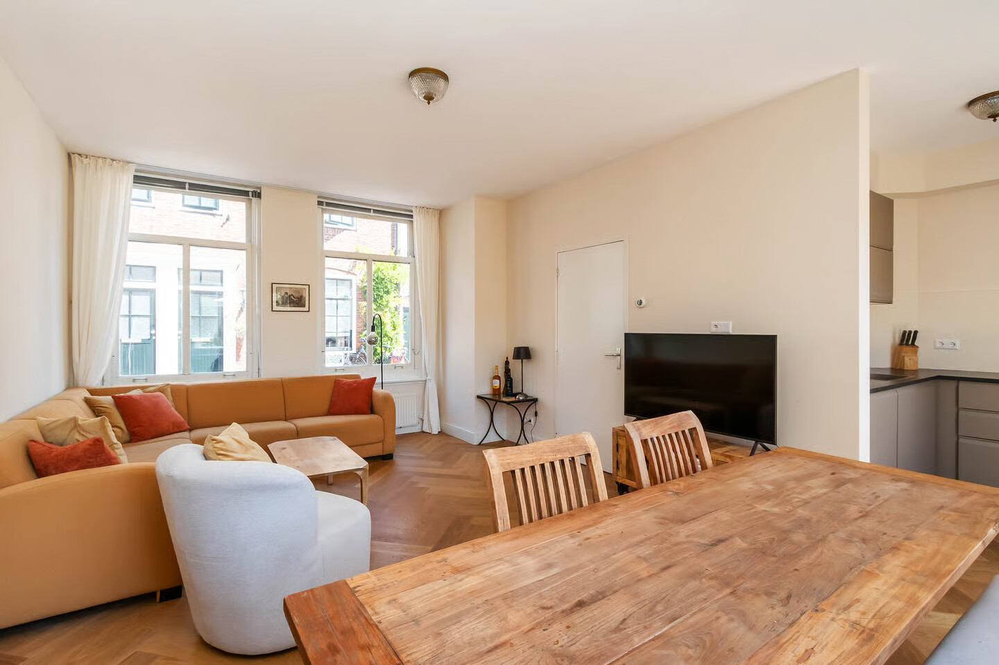Tussenwoning te koop: Peperstraat 22, Naarden