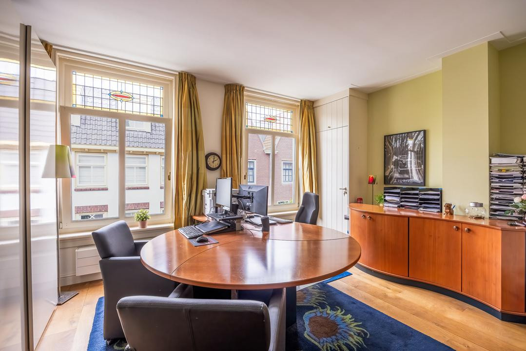 Tussenwoning te koop: Gansoordstraat 10, Naarden