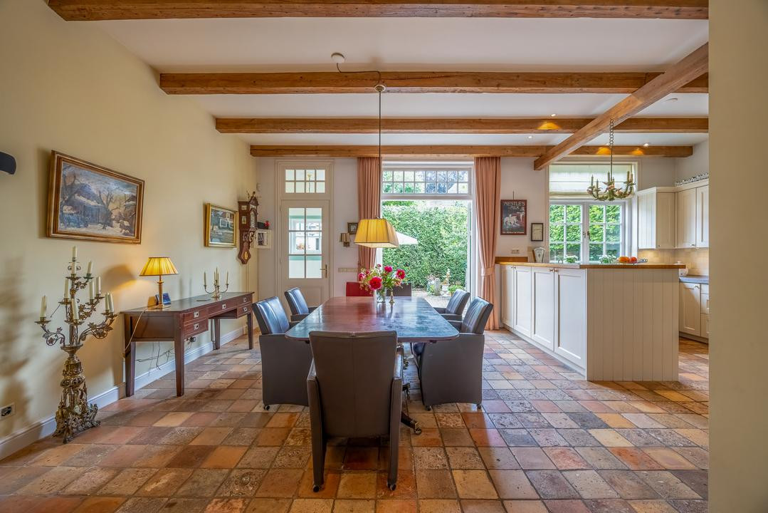 Tussenwoning te koop: Gansoordstraat 10, Naarden