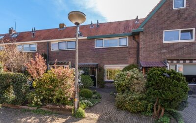 B. van Rooijenstraat 90