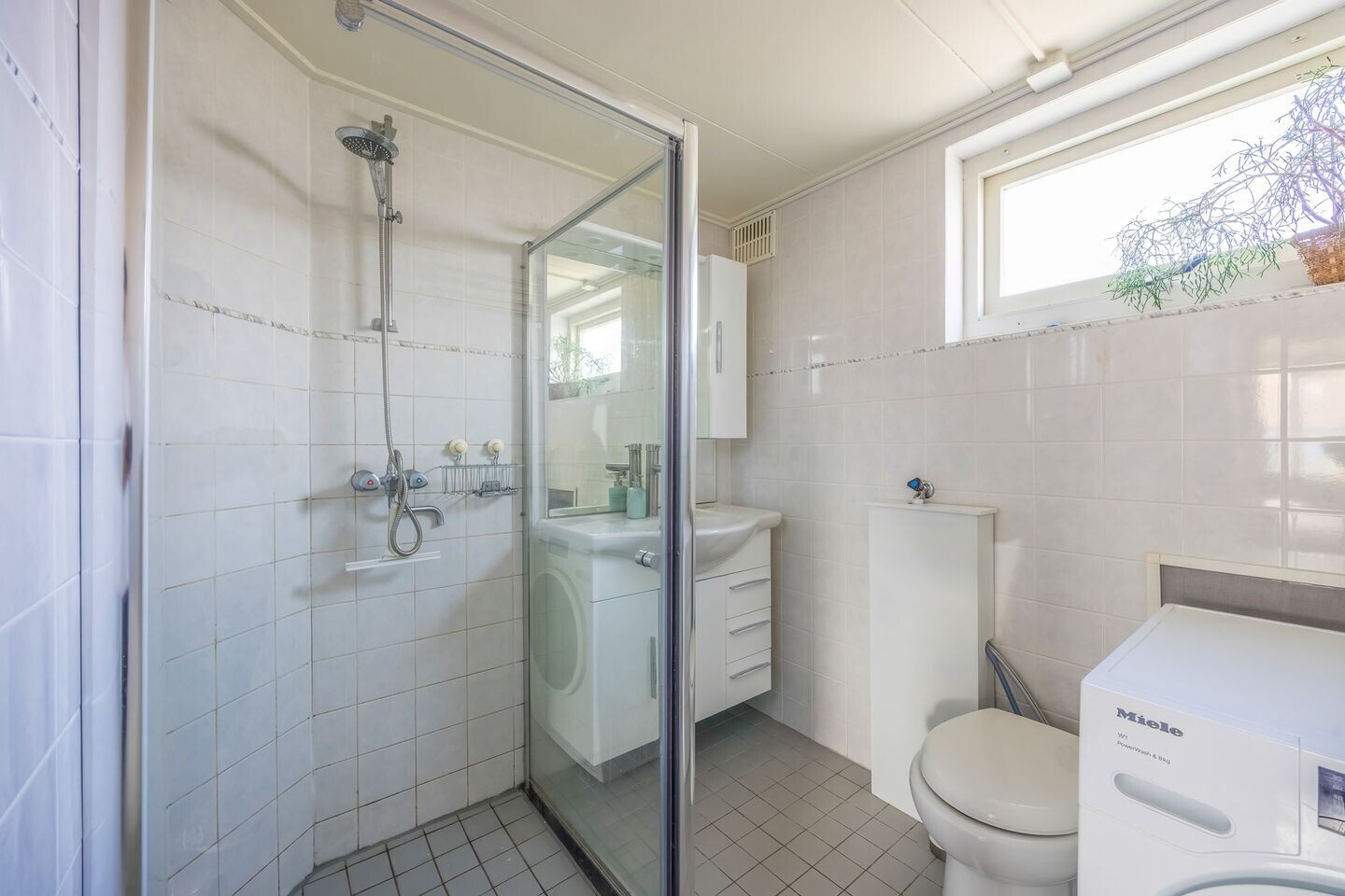Tussenwoning te koop: Johan Schimmelstraat 6, Naarden