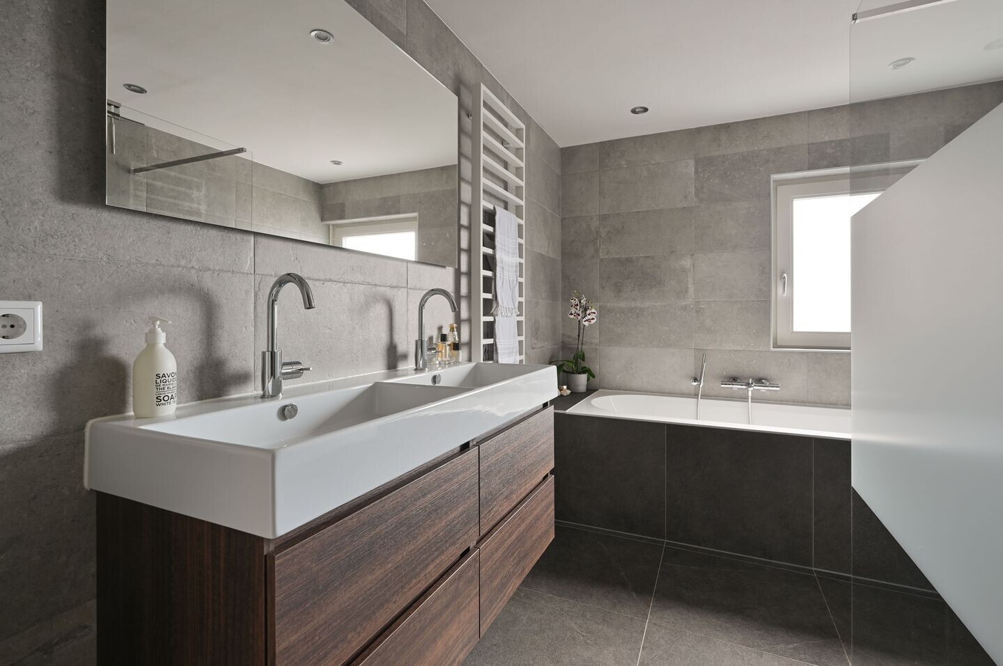 Tussenwoning te koop: Churchillstraat 20, Naarden