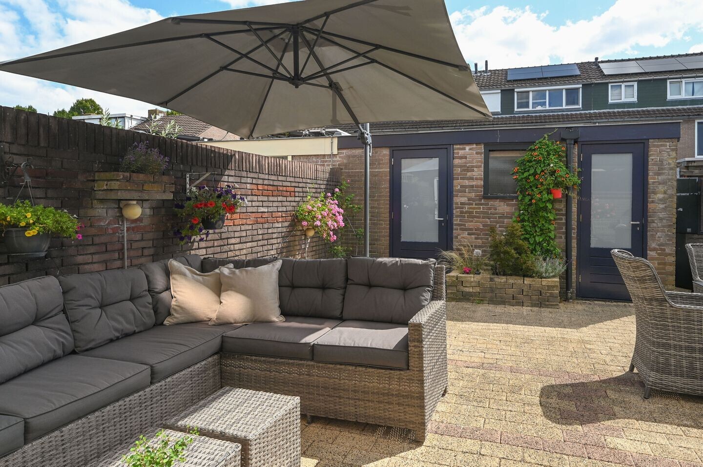 Tussenwoning te koop: Churchillstraat 20, Naarden
