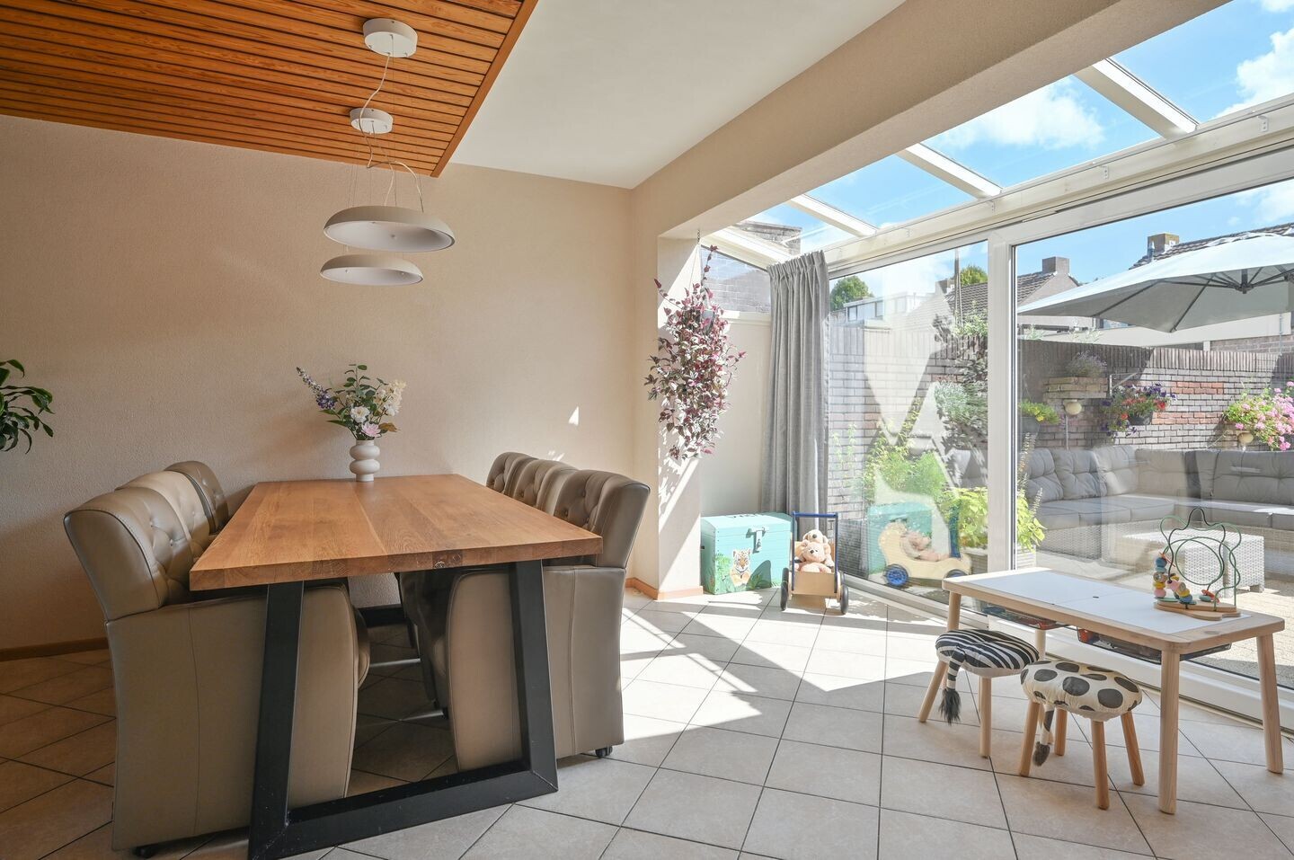 Tussenwoning te koop: Churchillstraat 20, Naarden