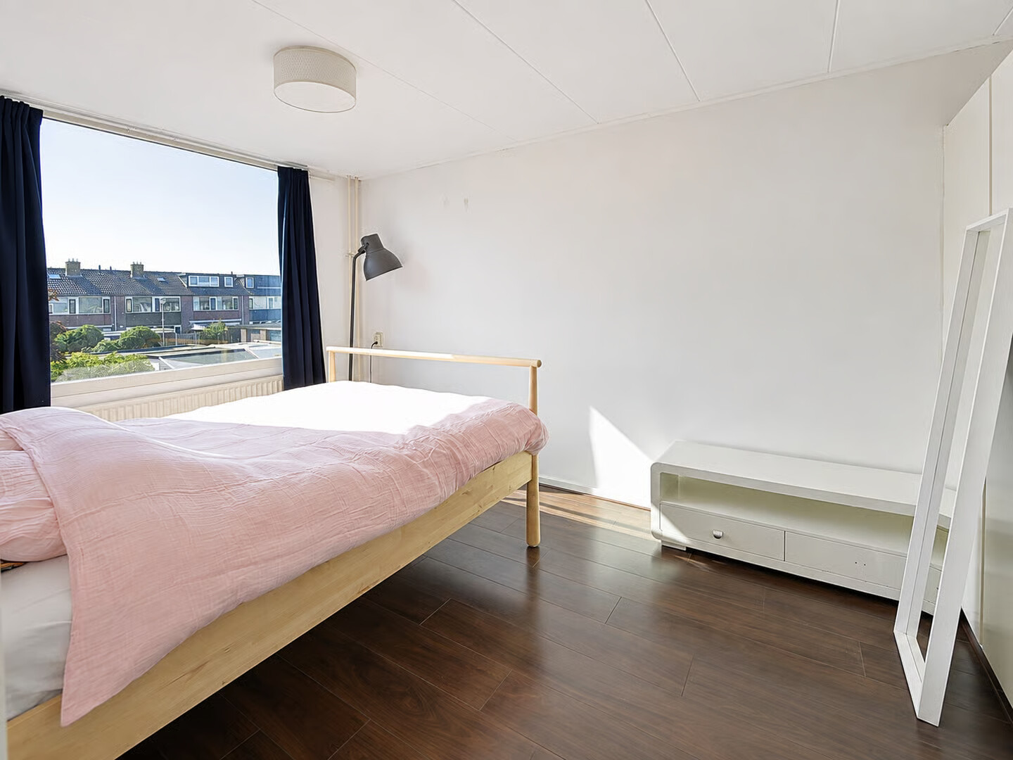 Tussenwoning te koop: Lepelaarstraat 4, Naarden