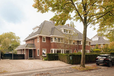 van der Hel. 38