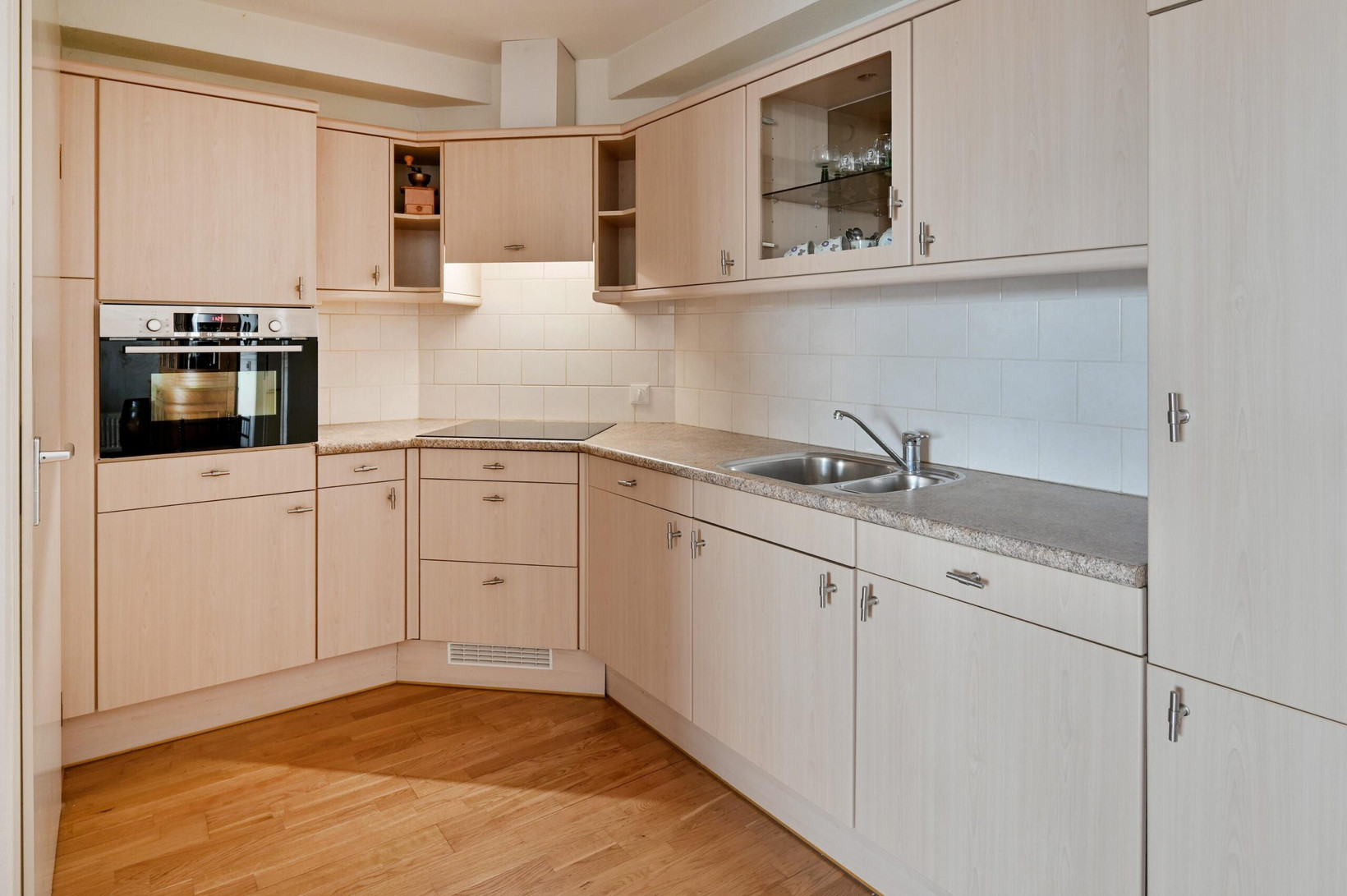 Appartement te koop: Blomstraat 10, Uithoorn