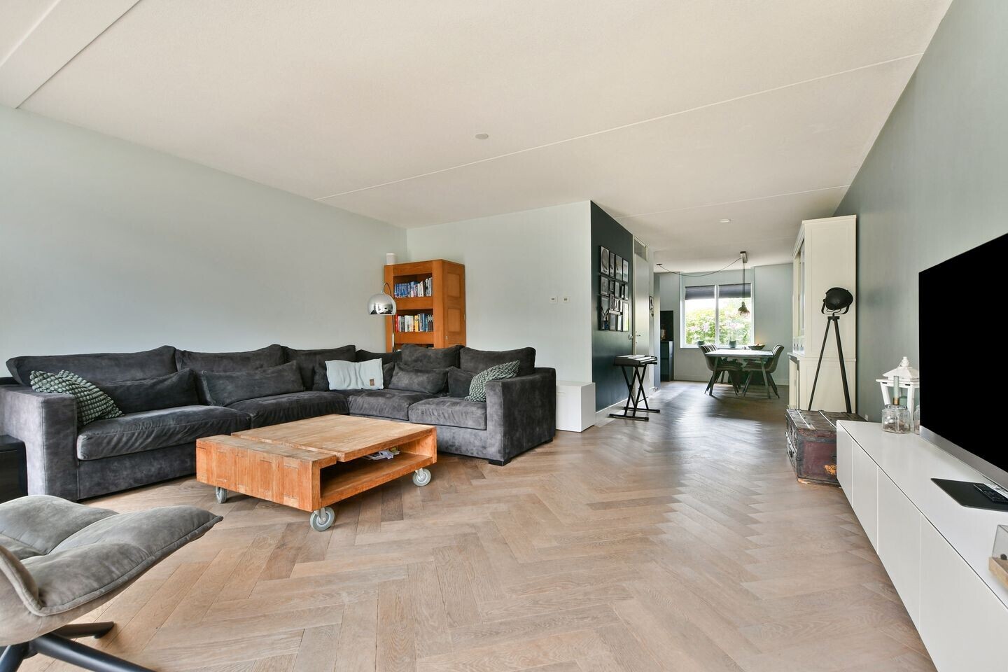 Tussenwoning te koop: Geometrielaan 84, Uithoorn