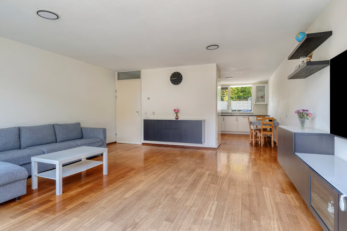 Tussenwoning te koop: Beellaan 13, Uithoorn