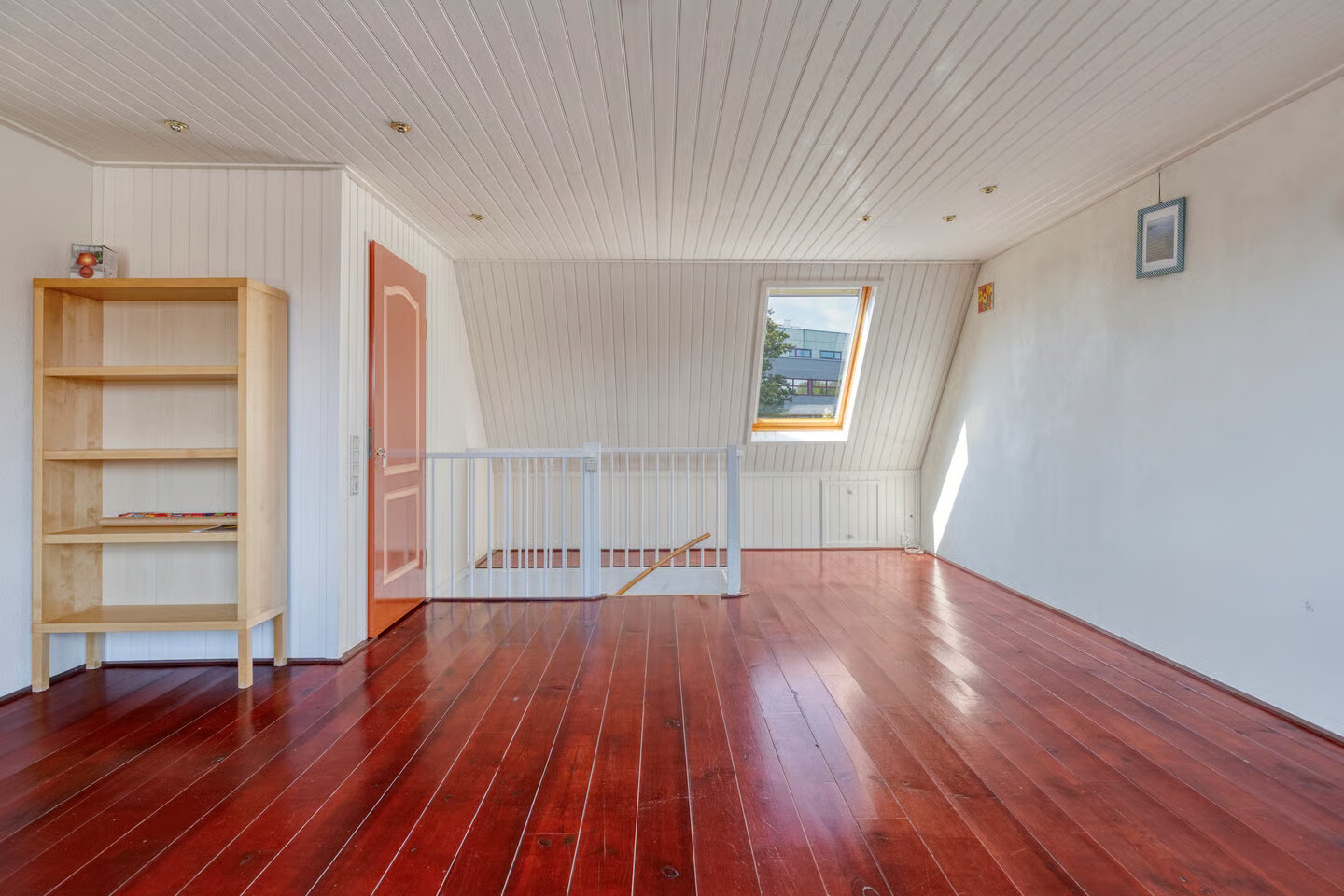 Tussenwoning te koop: Beellaan 13, Uithoorn