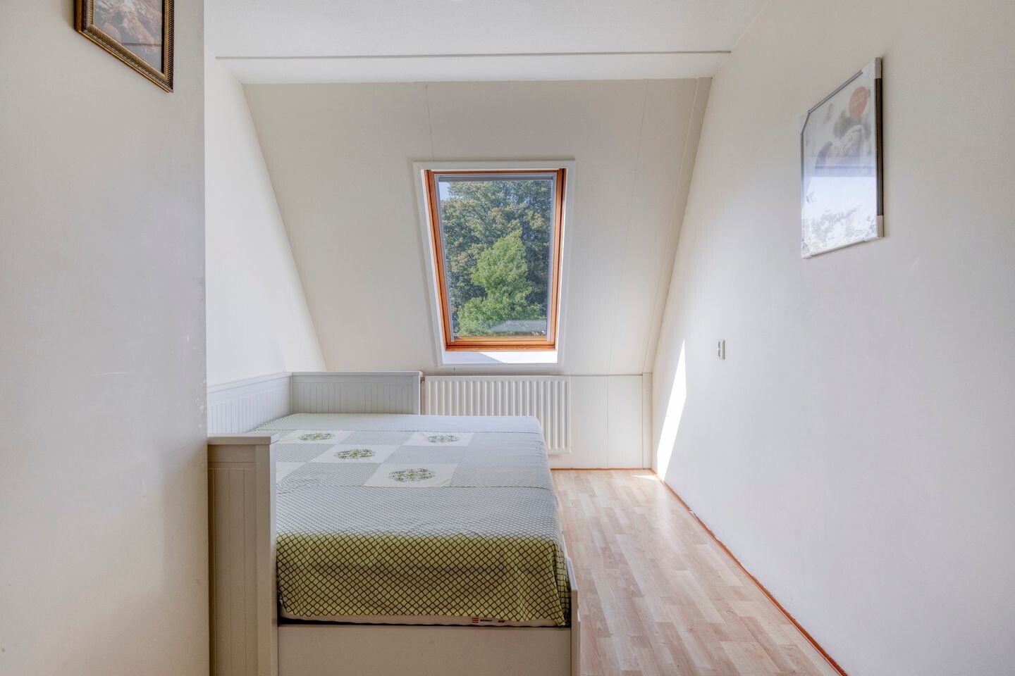 Tussenwoning te koop: Beellaan 13, Uithoorn