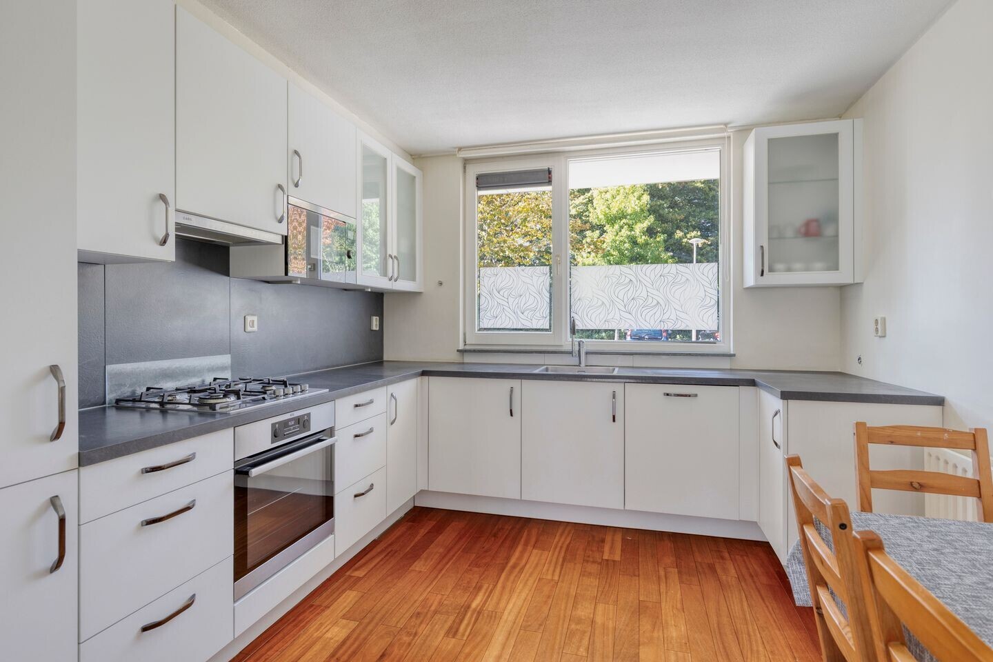 Tussenwoning te koop: Beellaan 13, Uithoorn