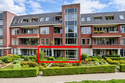 Admiraal de Ruyterlaan 2-D
