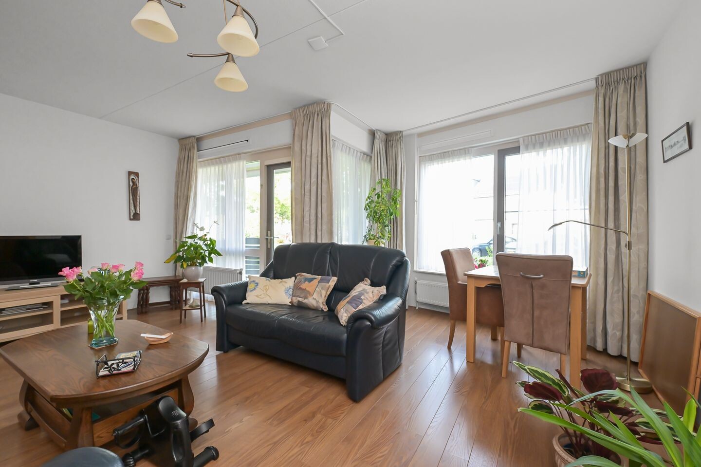Appartement te koop: Jacob Reviushof 6, Uithoorn