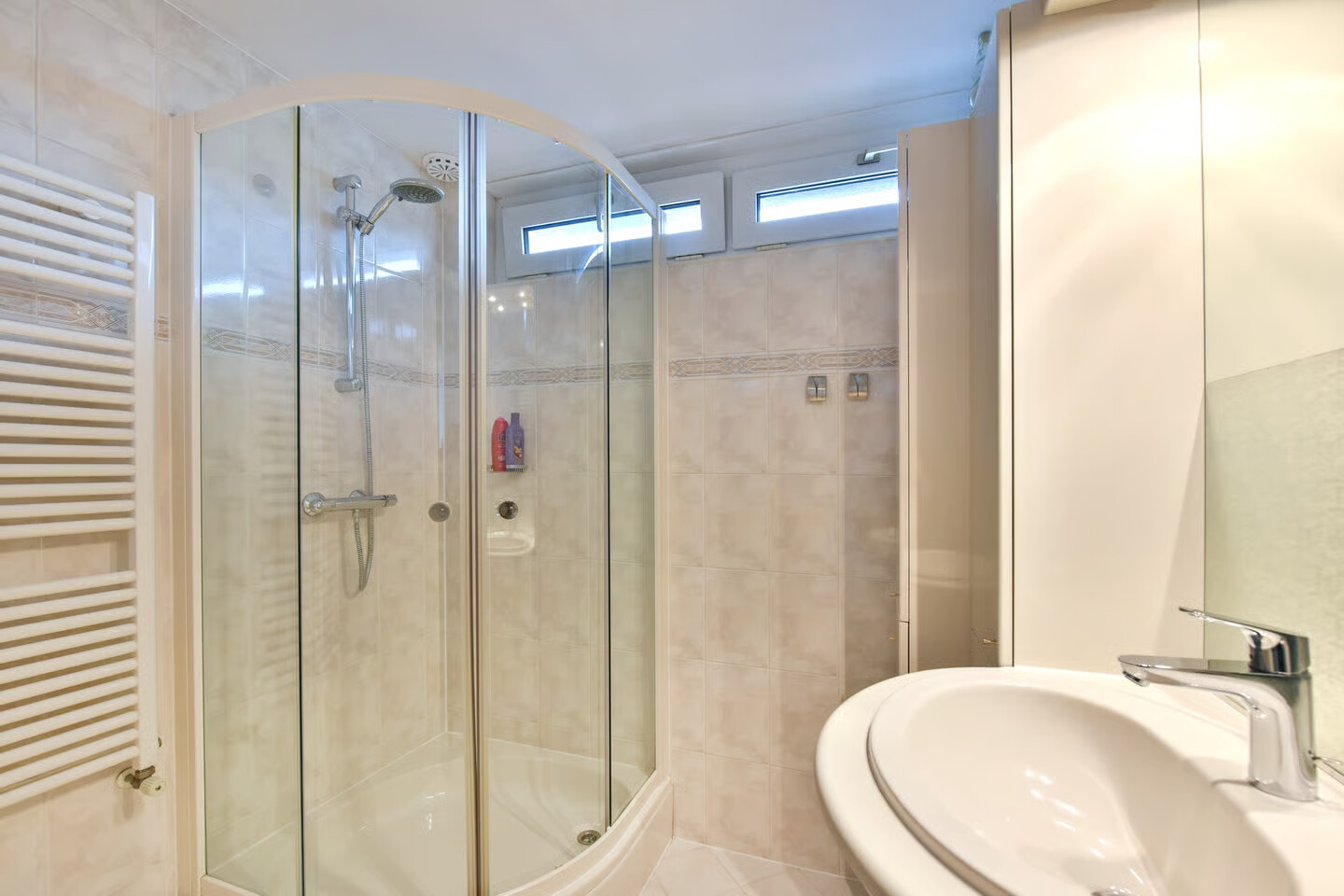 Tussenwoning te koop: Achterberglaan 129, Uithoorn