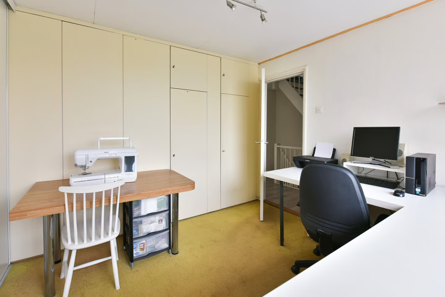 Tussenwoning te koop: Achterberglaan 129, Uithoorn