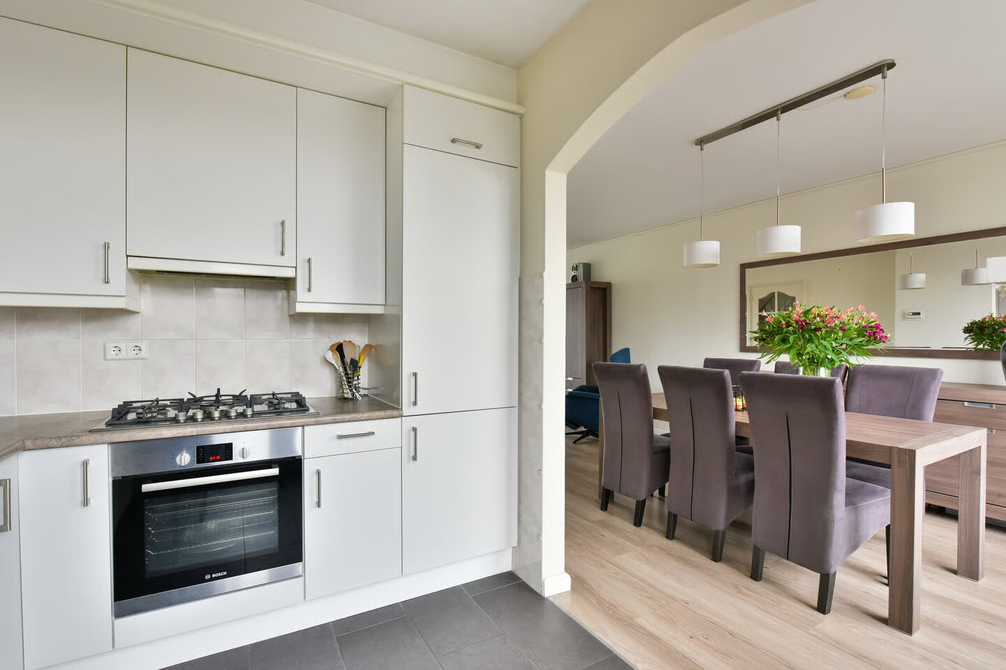 Tussenwoning te koop: Achterberglaan 129, Uithoorn