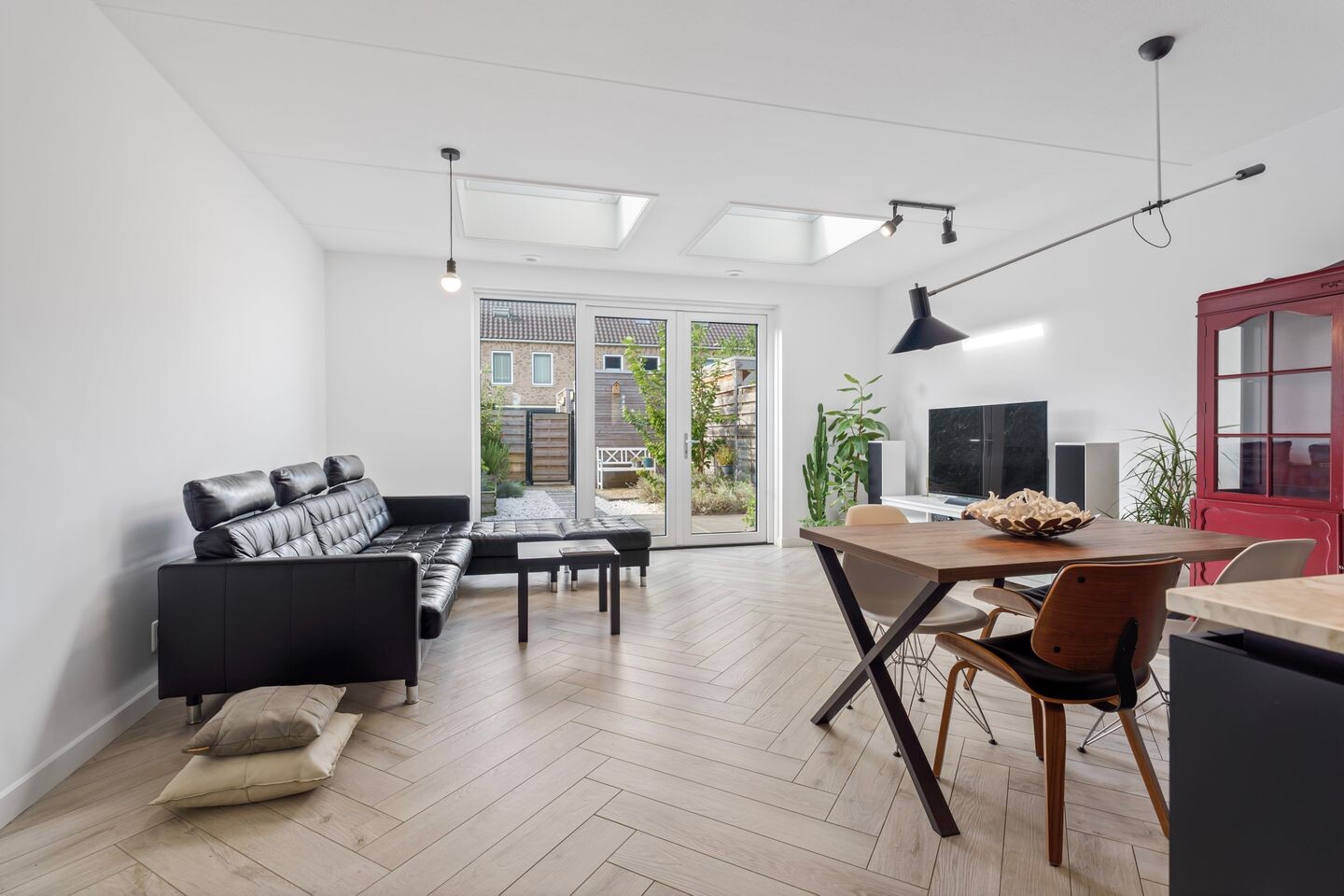 Hoekwoning te koop: Europarei 30, Uithoorn
