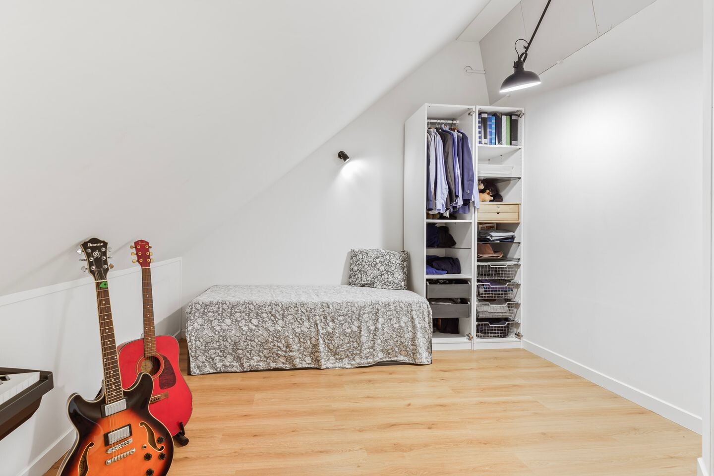 Hoekwoning te koop: Europarei 30, Uithoorn