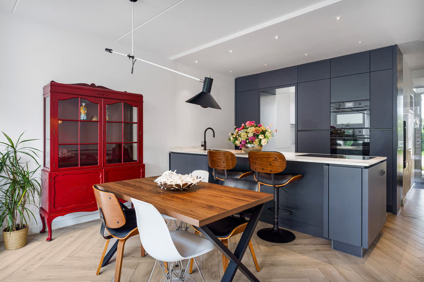 Hoekwoning te koop: Europarei 30, Uithoorn