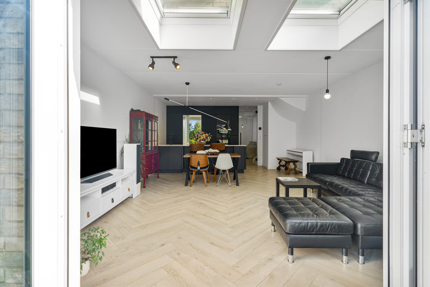 Hoekwoning te koop: Europarei 30, Uithoorn