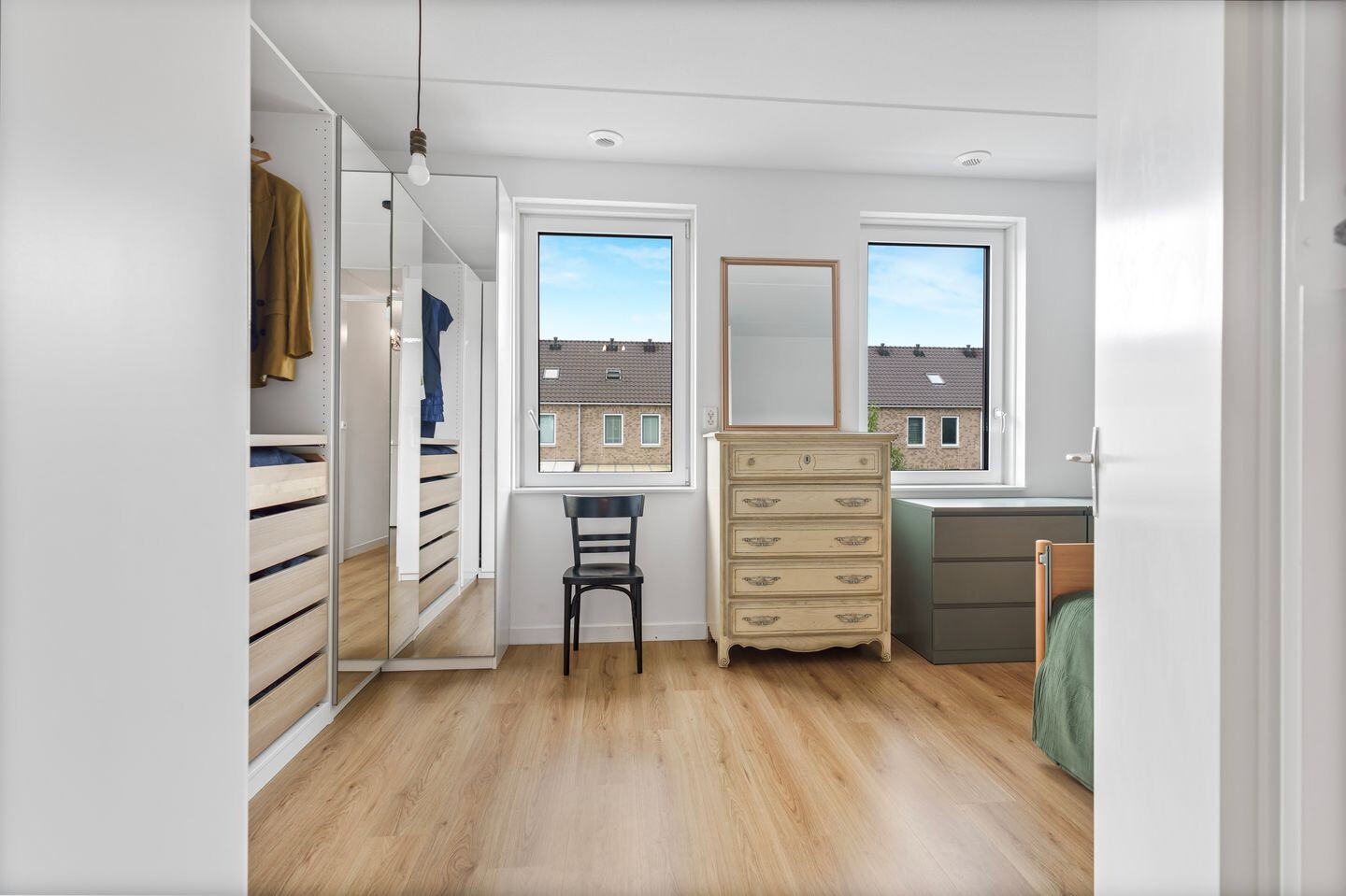 Hoekwoning te koop: Europarei 30, Uithoorn
