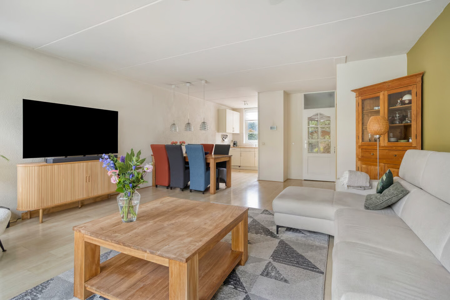Hoekwoning te koop: Slauerhofflaan 59, Uithoorn
