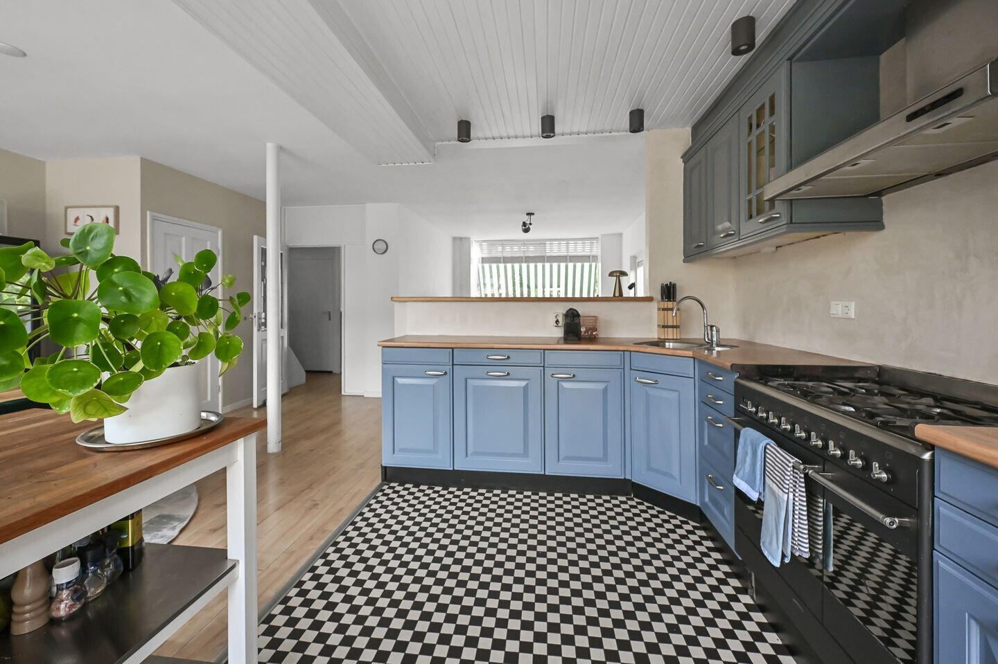 Hoekwoning te koop: De Mérodelaan 3, Uithoorn