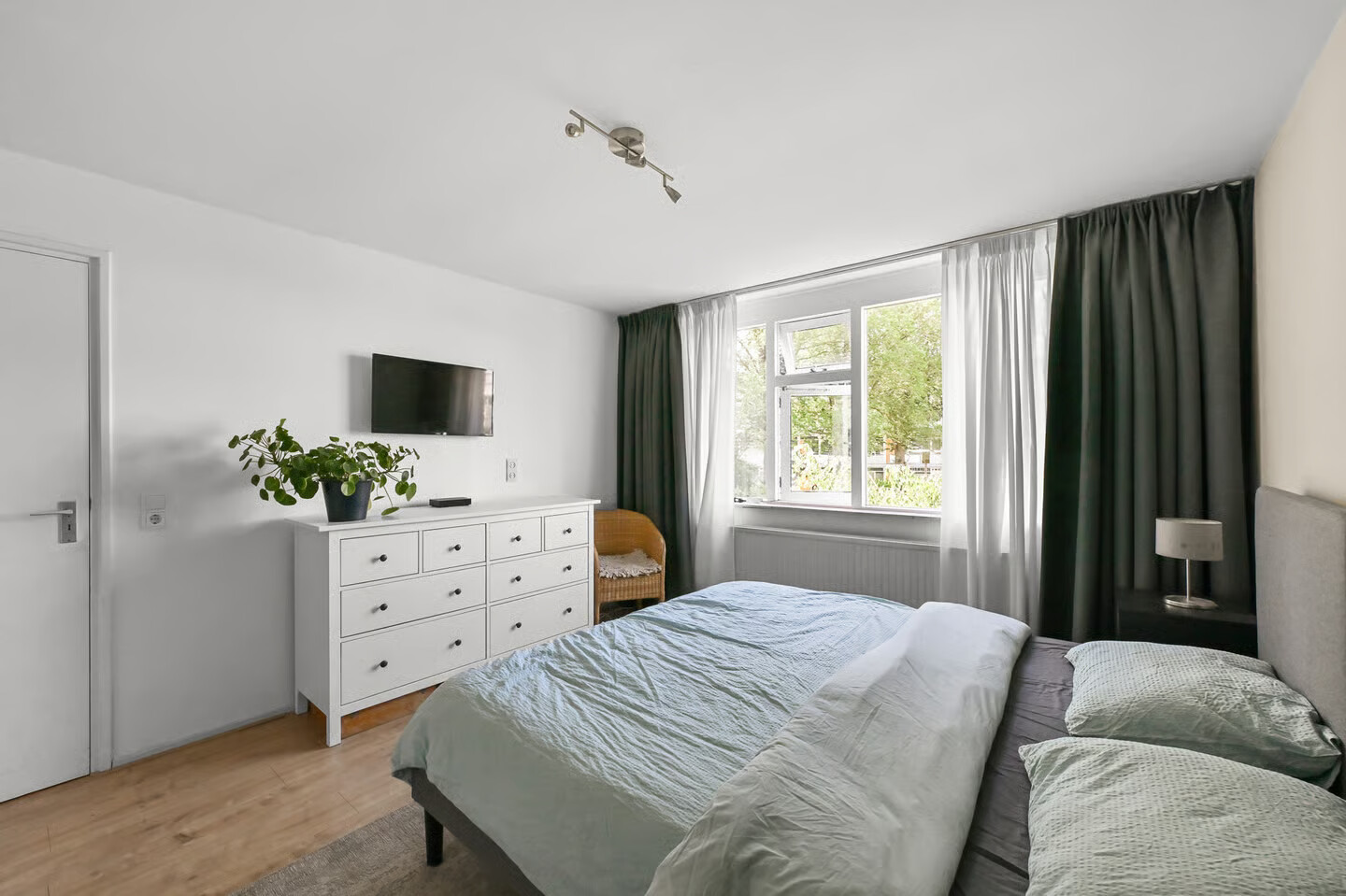 Hoekwoning te koop: De Mérodelaan 3, Uithoorn