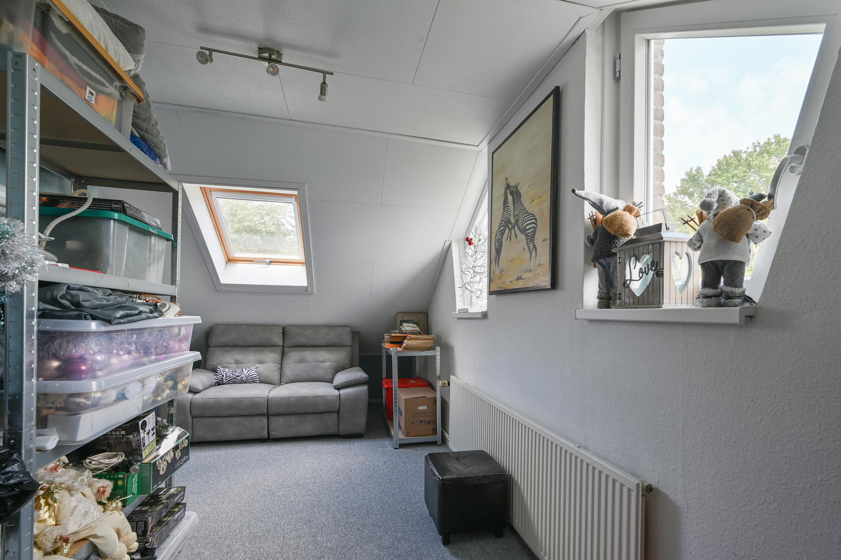 Twee-onder-één-kap te koop: Tesselschadelaan 42, Uithoorn