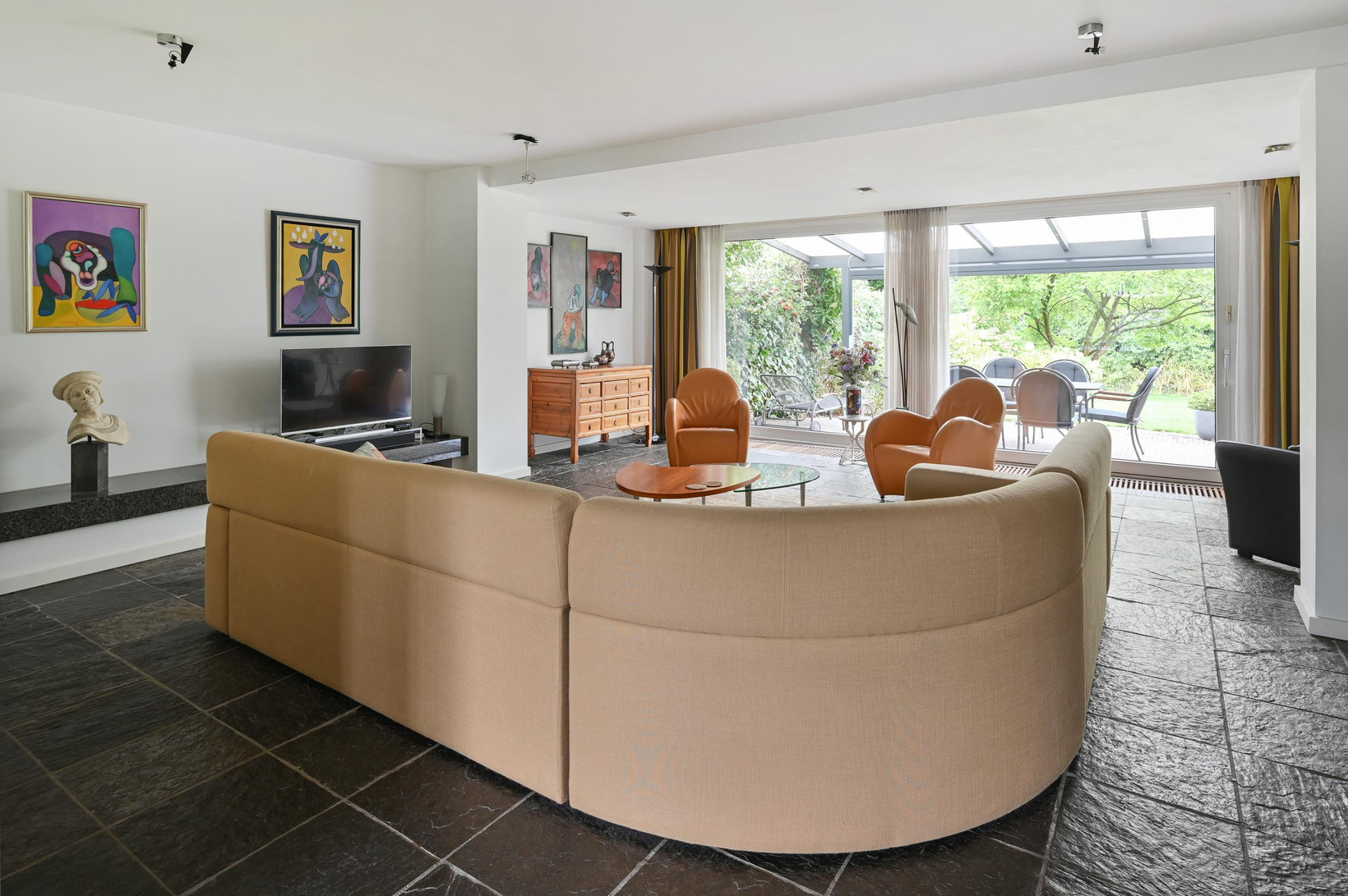 Tussenwoning te koop: Willem Klooslaan 10, Uithoorn